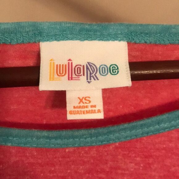 LuLaRoe Oversized Tee - Size XS - Picture 4 of 6
